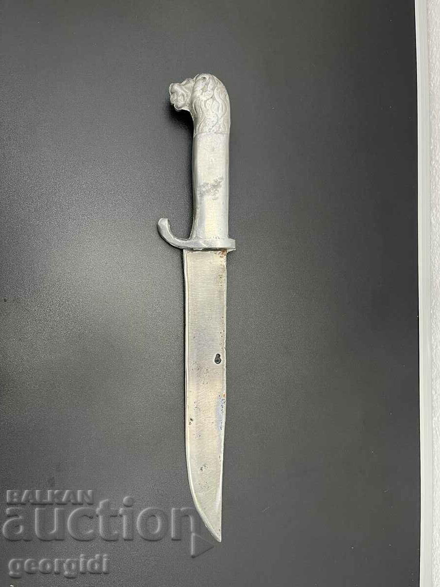 Голям майсторски нож с лъвска глава. №4872