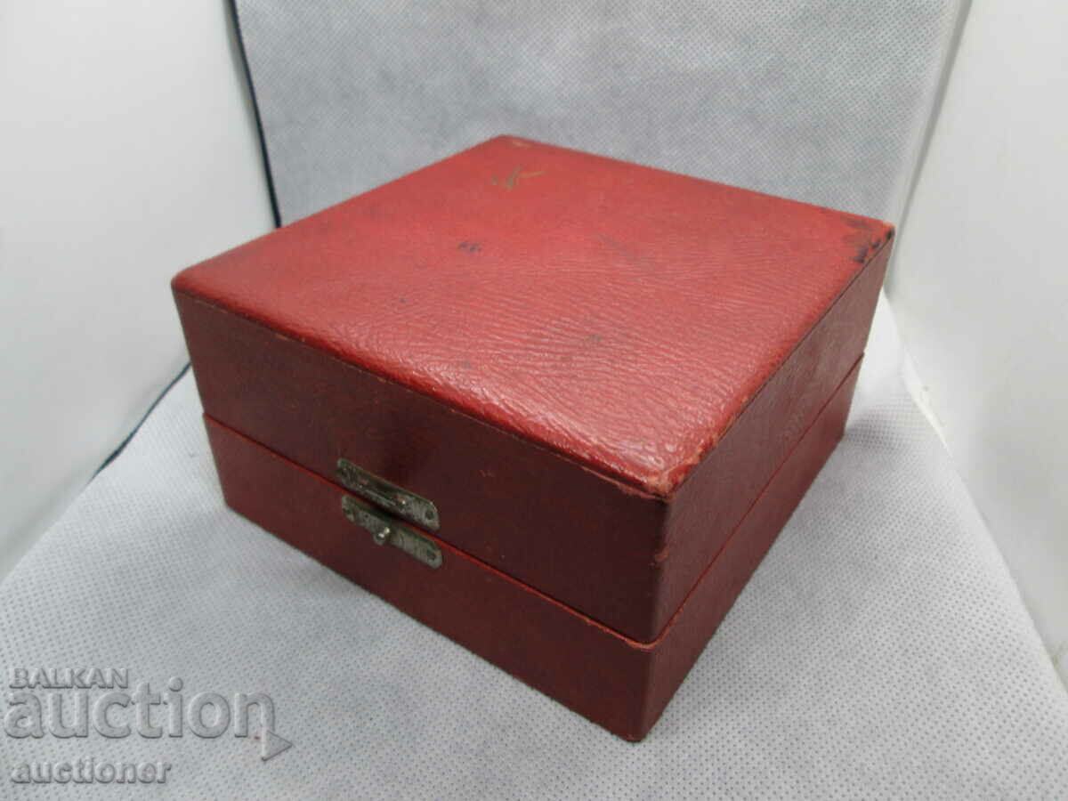 OLD EMPTY BOX FROM MEISSEN - 6 OLD EMPTY BOX FROM MEISSEN - 6