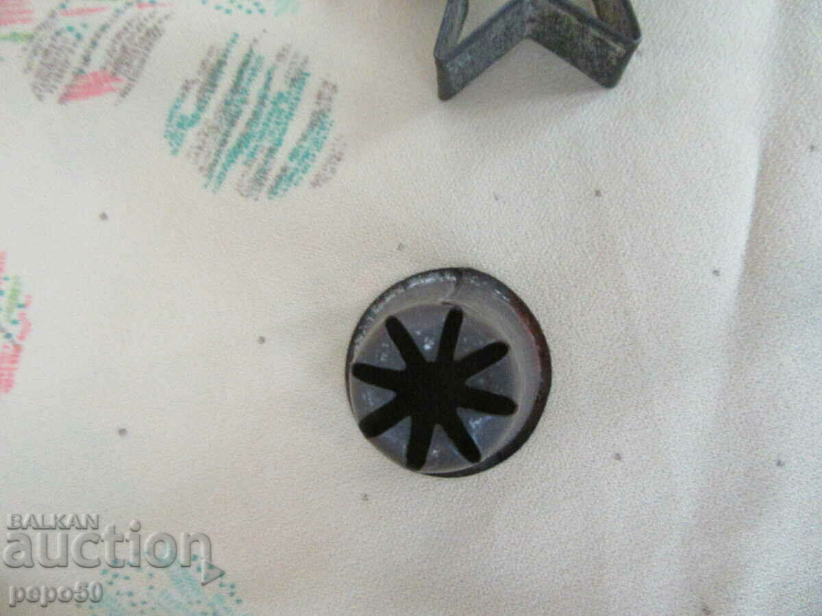 Auction 2 pcs. METAL COOKIE COOKIES - EARLY SOC Auction 2 pcs. METAL COOKIE COOKIES - EARLY SOC