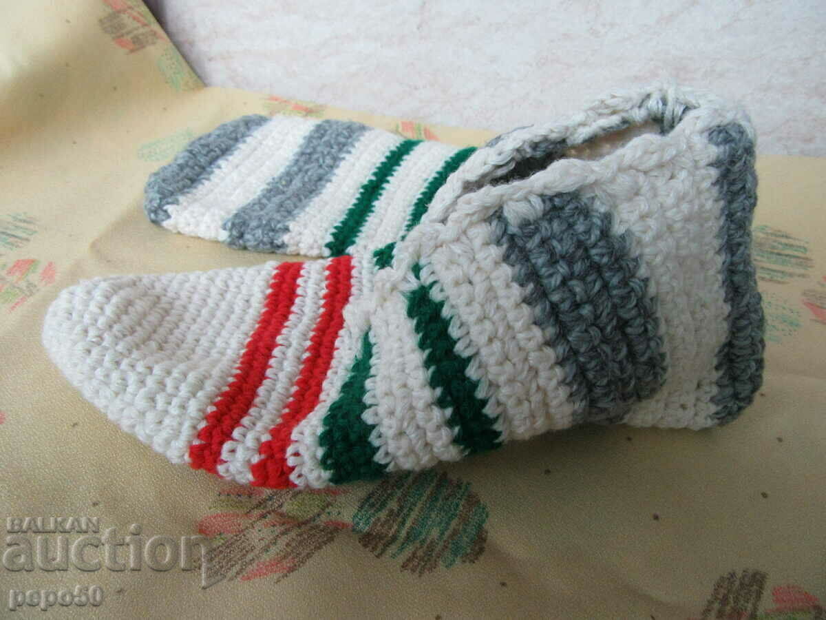 Δημοπρασία ΝΕΑ ΟΜΟΡΦΑ ΧΕΙΡΟΠΛΕΚΤΑ ΣΚΥΛΙΑ /1/