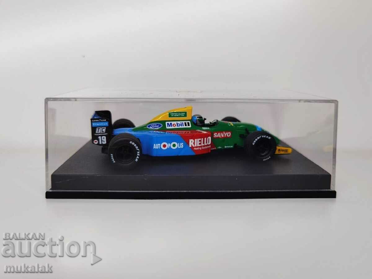 1:43 - MINICHAMPS - Benetton Ford  КОЛИЧКА ИГРАЧКА МОДЕЛ F1
