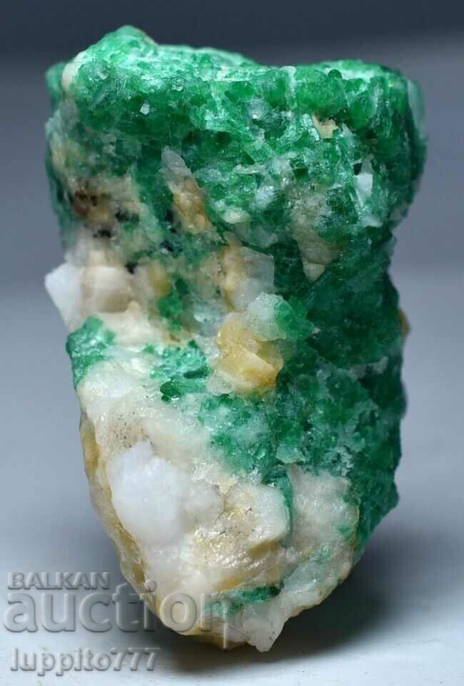 138 carat emerald emerald beryl on matrix unique - 5 138 carat emerald emerald beryl on matrix unique - 5