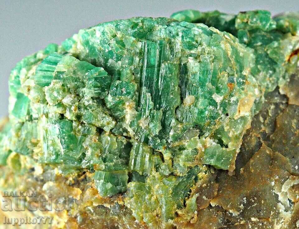 60 grams of emerald emerald beryl on a unique matrix with price 295.00 BGN | € 150.83 60 grams of emerald emerald beryl on a unique matrix with price 295.00 BGN | € 150.83