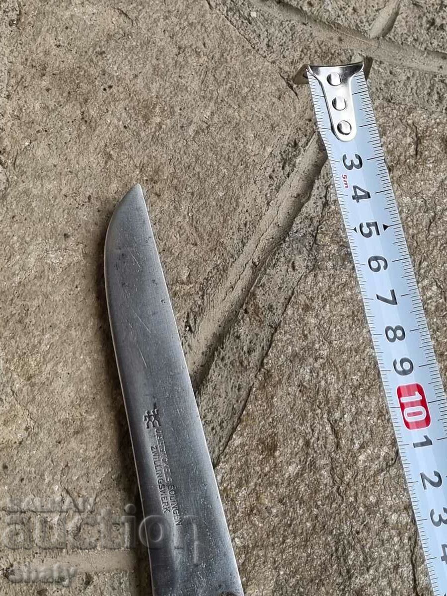 An old knife with price 50.00 BGN | € 25.56 An old knife with price 50.00 BGN | € 25.56