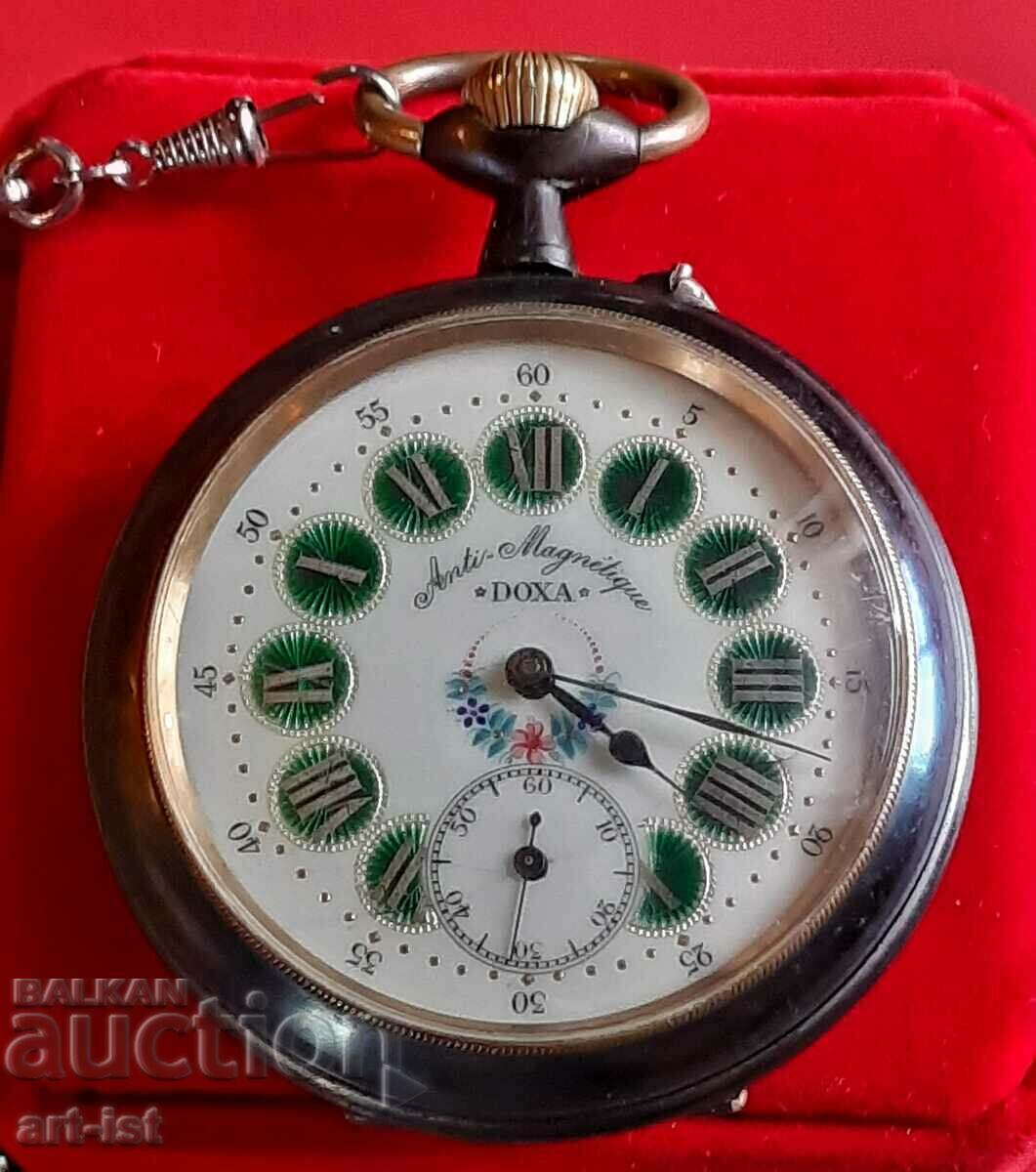 Голям Швейцарски джобен часовник  DOXA