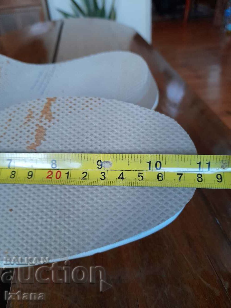 Papuci medicali vechi, saboți, pantofi - 7