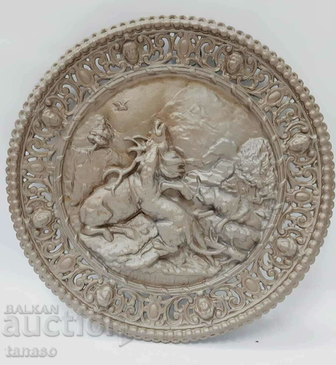 Старо кръгло метално немско релефно пано(3.5)