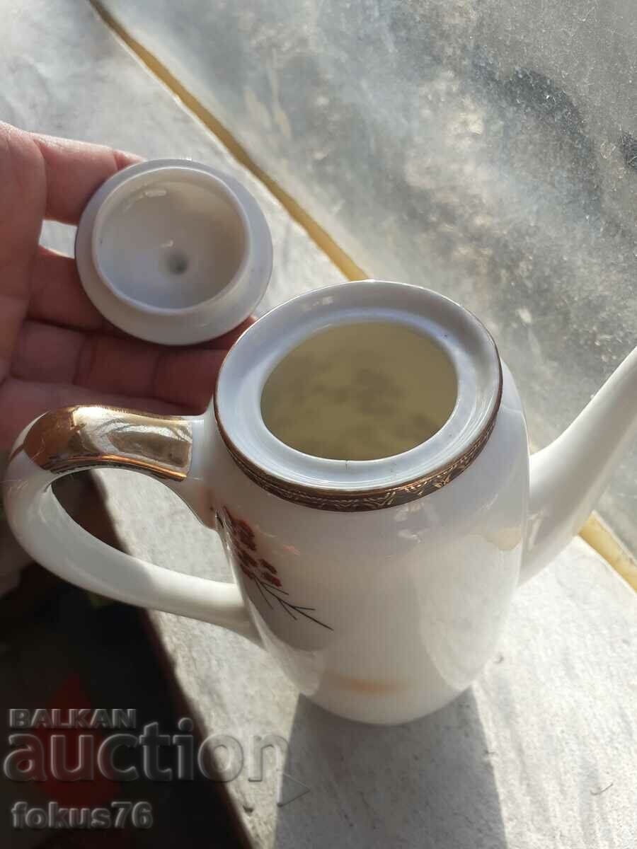 Delivery of Kutani porcelain teapot Japan Delivery of Kutani porcelain teapot Japan