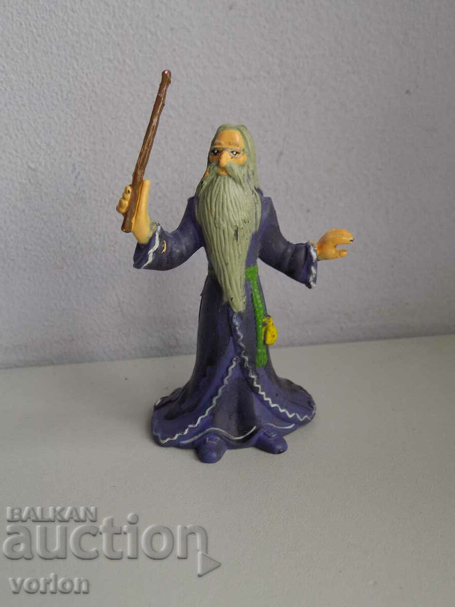 Figure: Wizard.