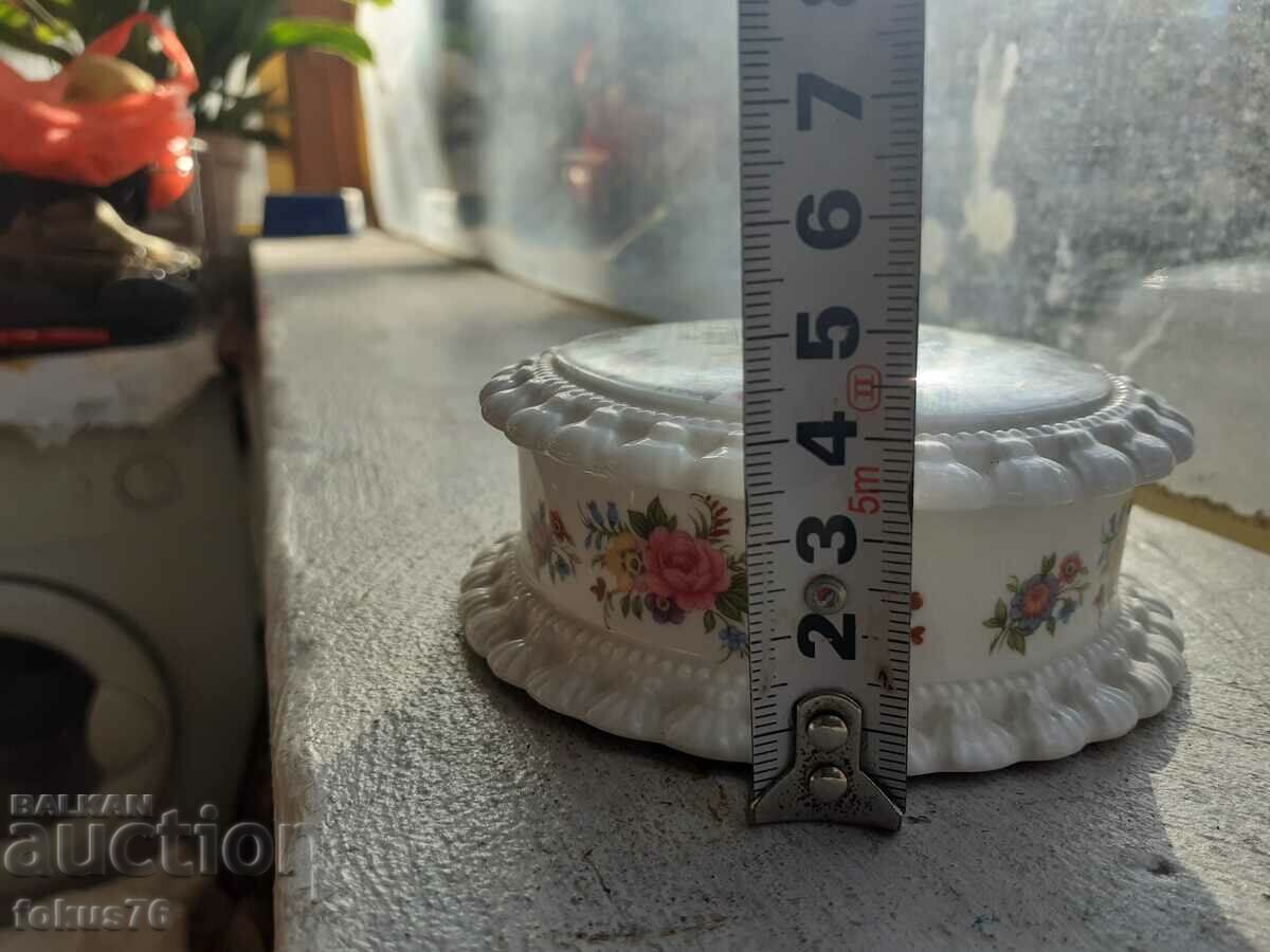 English porcelain jeweler flowers marking - 6 English porcelain jeweler flowers marking - 6