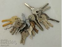 26 small keys for padlocks.