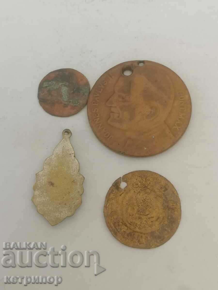 Lot of copper stuff with price 5.00 BGN | € 2.56 Lot of copper stuff with price 5.00 BGN | € 2.56