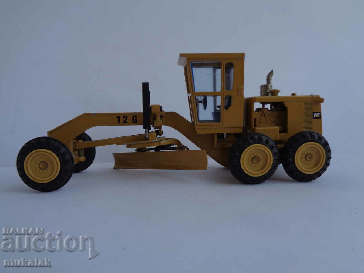 1:50 NZG CATERPILLAR SNOWMOWER EXCAVATOR TOY MODEL