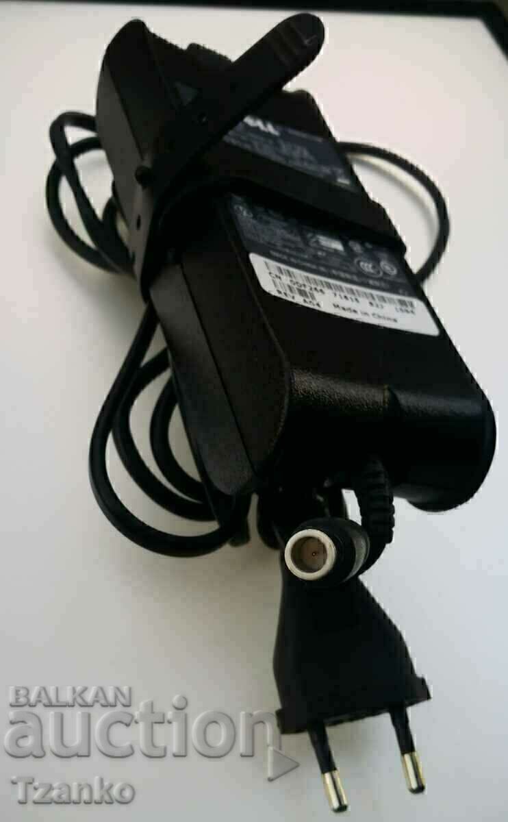 Auction Original Dell laptop charger - 19.5V / 4.62A / 90W. Auction Original Dell laptop charger - 19.5V / 4.62A / 90W.