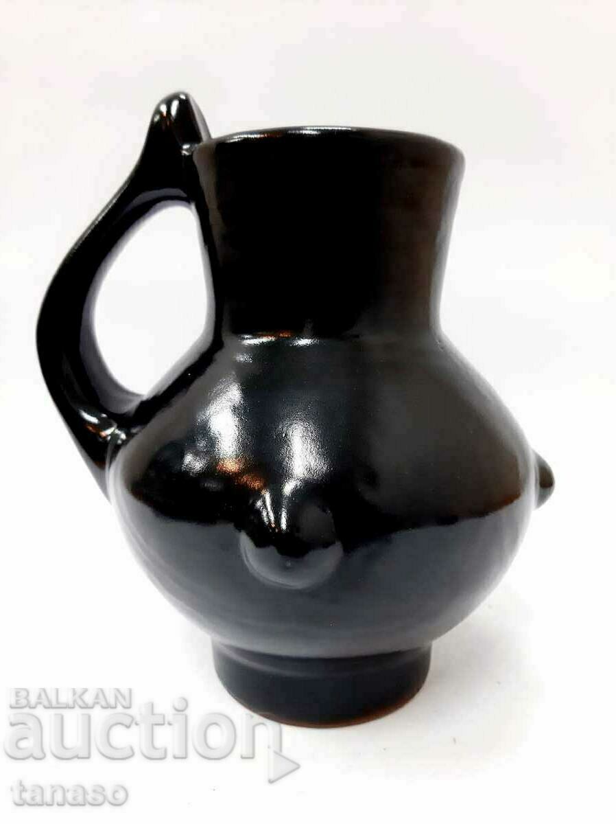 Auction  Old black ceramic jug (6.2)
