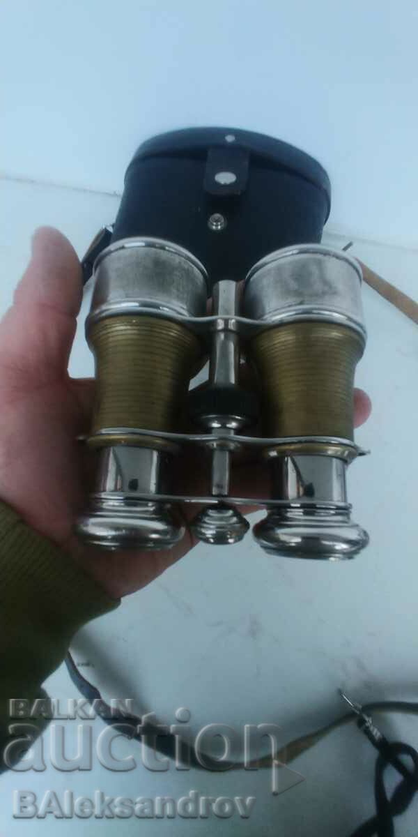 Auction Old binoculars with box and compass Auction Old binoculars with box and compass