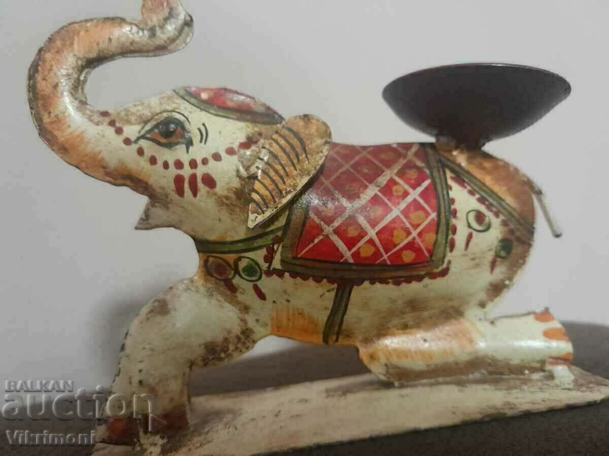 Фигура,играчка,арт Деко,свещник,слон ламарина,рисуван