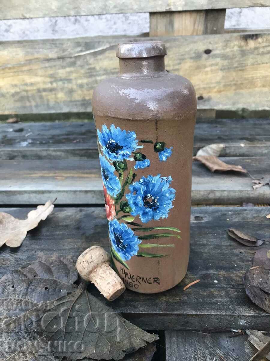 Auction Ceramic jugs 2 pieces Auction Ceramic jugs 2 pieces