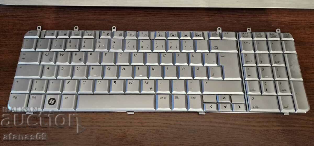 Laptop keyboard - electronic scrap #67