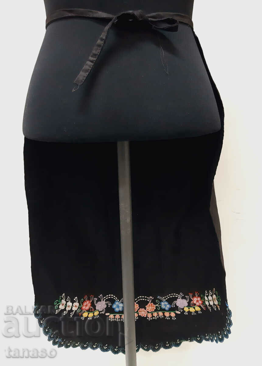 Παλιά κεντημένη μαύρη ποδιά (16.3) - 7 Παλιά κεντημένη μαύρη ποδιά (16.3) - 7