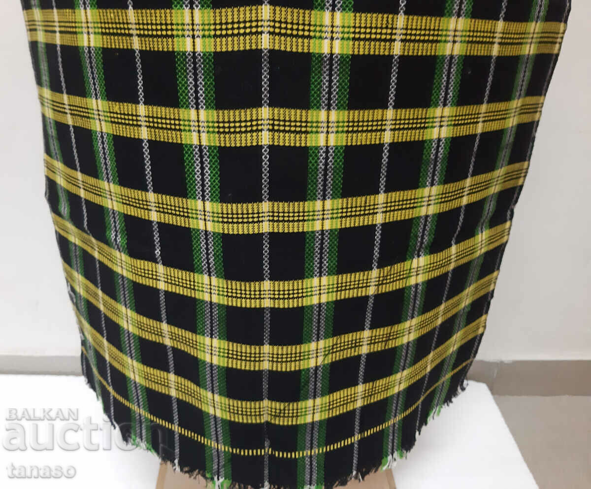Delivery of Old woven apron, plaid, black, yellow(16.3)