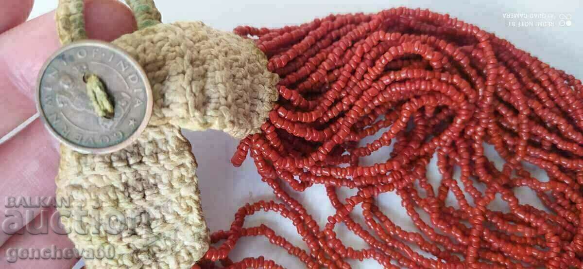 Vintage red coral necklace with price 180.00 BGN | € 92.03 Vintage red coral necklace with price 180.00 BGN | € 92.03