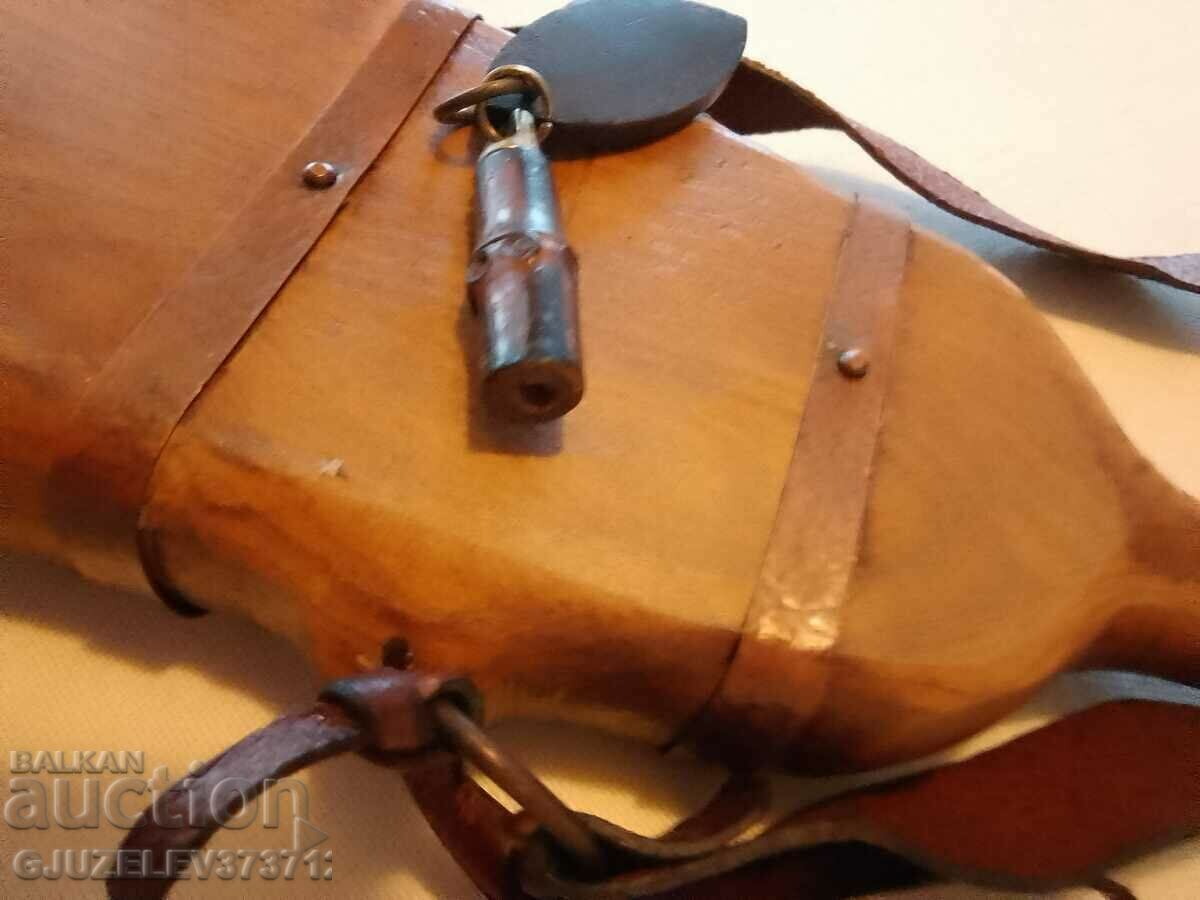 Old Spanish ferret with price 39.00 BGN | € 19.94 Old Spanish ferret with price 39.00 BGN | € 19.94