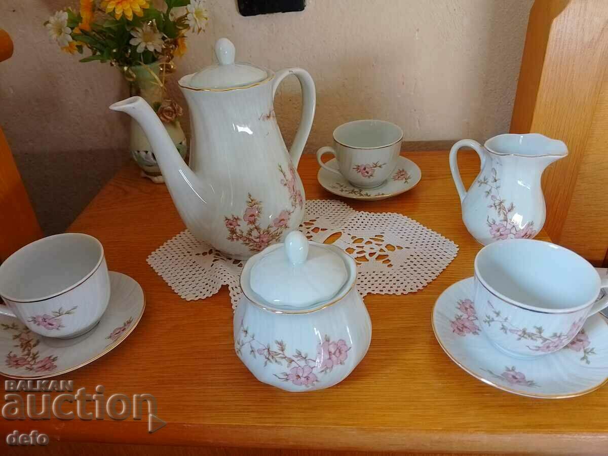 Аукцион Български порцелан Аукцион Български порцелан