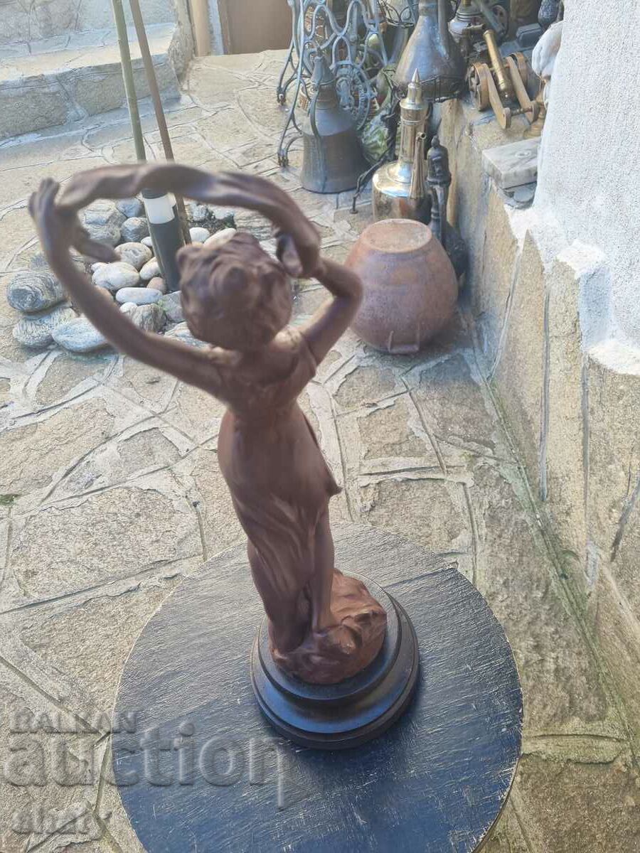 Παλιό μεταλλικό γλυπτό. Εικόνα - 7 Παλιό μεταλλικό γλυπτό. Εικόνα - 7