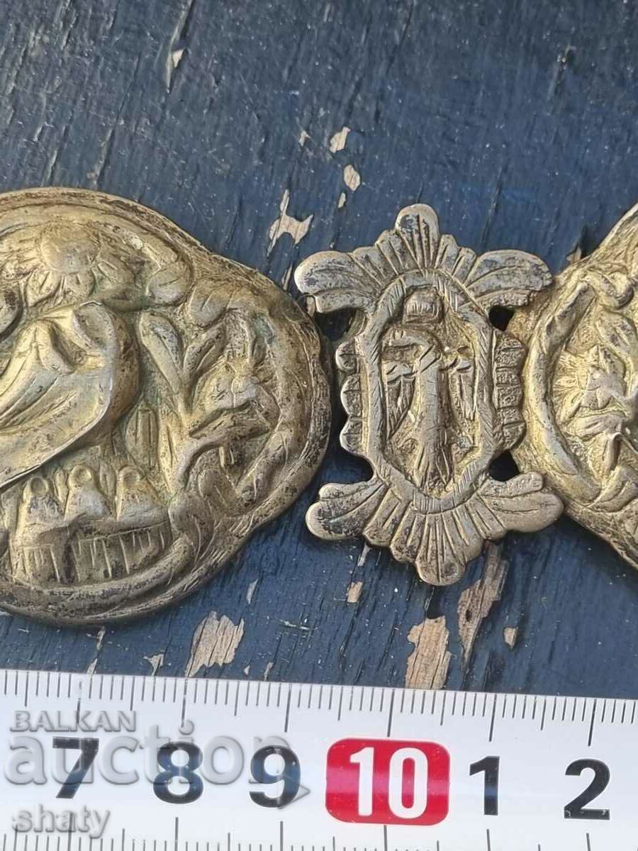 Auction  Silver pafts.