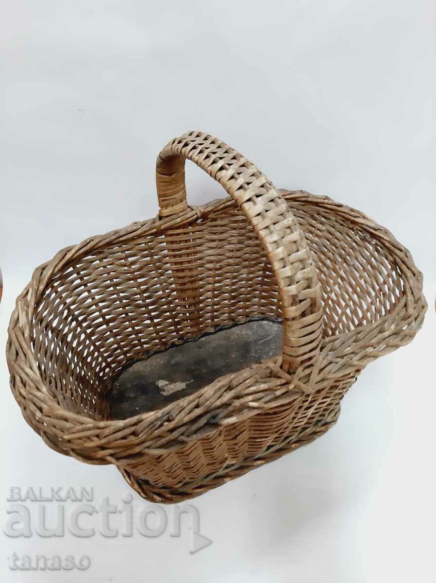 Old Large Preserved Picnic Basket(6.1) - 5 Old Large Preserved Picnic Basket(6.1) - 5