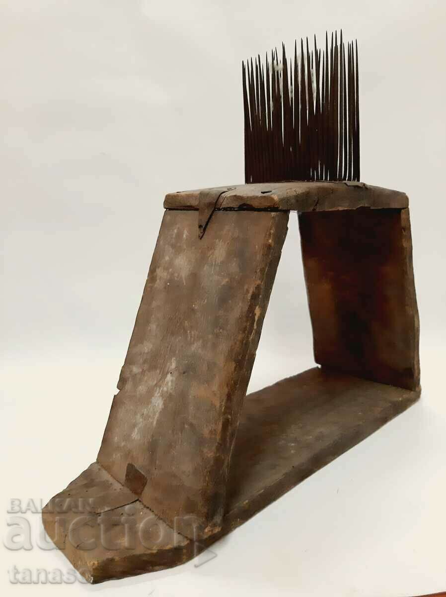 Delivery of Old wooden household pick, darak(6.1) Delivery of Old wooden household pick, darak(6.1)