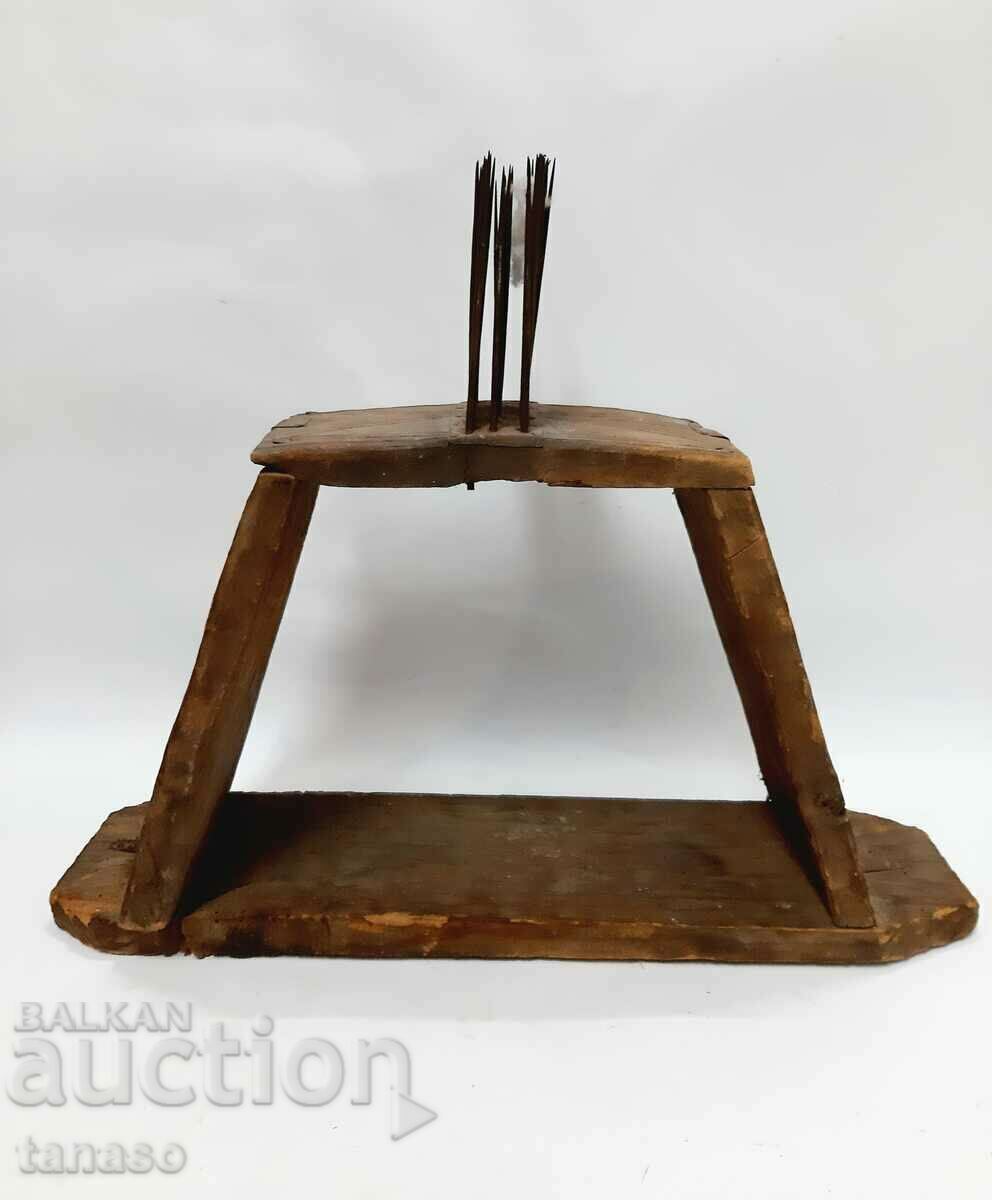 Old wooden household pick, darak(6.1) Old wooden household pick, darak(6.1)
