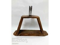 Picătură veche de uz casnic din lemn, întuneric(6.1)