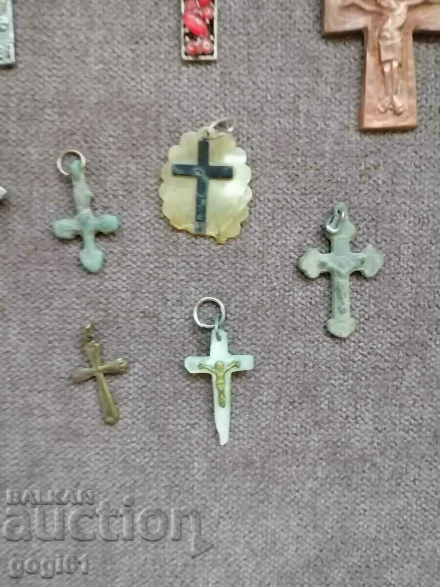 Old crosses with price 25.00 BGN | € 12.78