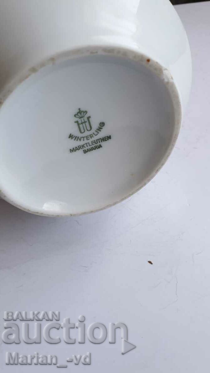 Delivery of Antique porcelain vase Bavaria, Germany Delivery of Antique porcelain vase Bavaria, Germany