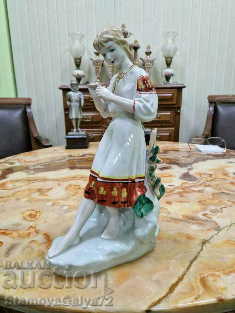 Figurină antică perfectă din porțelan ucrainean