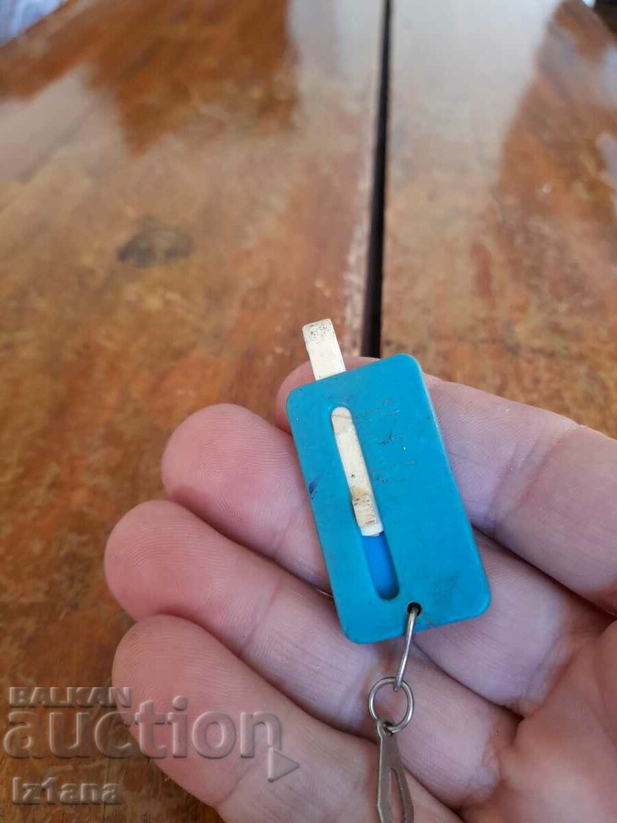 Licitație Vechi inel de chei Gripperometru