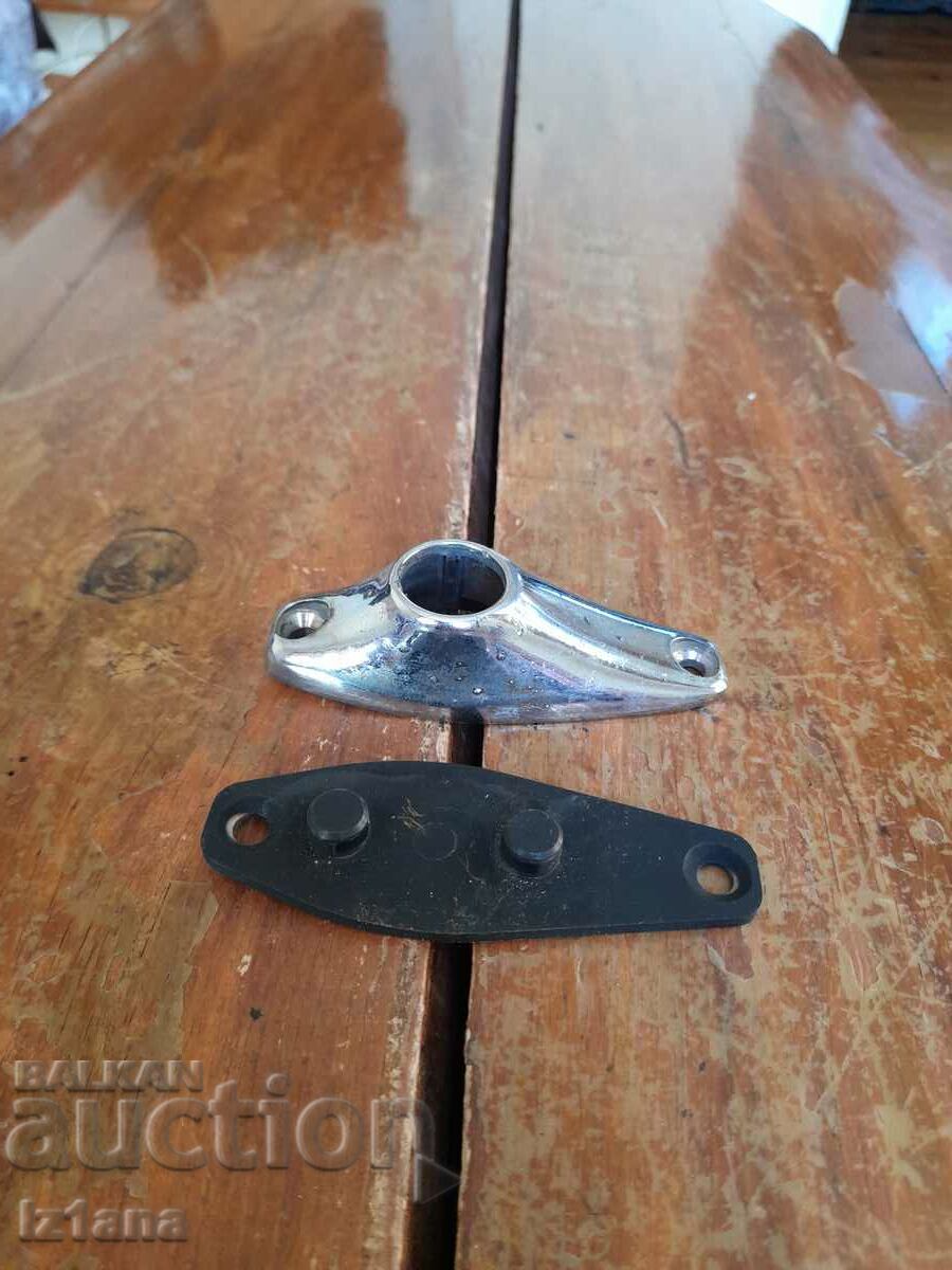 Βάση, βάση για καθρέφτη αυτοκινήτου με τιμή 10.00 BGN | € 5.11 Βάση, βάση για καθρέφτη αυτοκινήτου με τιμή 10.00 BGN | € 5.11