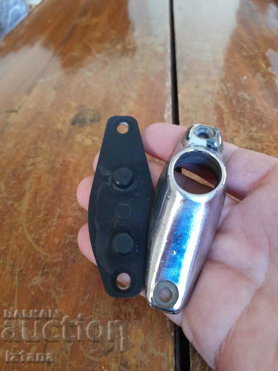 Παράδοση Βάση, βάση για καθρέφτη αυτοκινήτου Παράδοση Βάση, βάση για καθρέφτη αυτοκινήτου