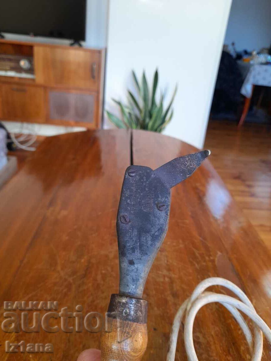 Livrarea Fier de lipit vechi