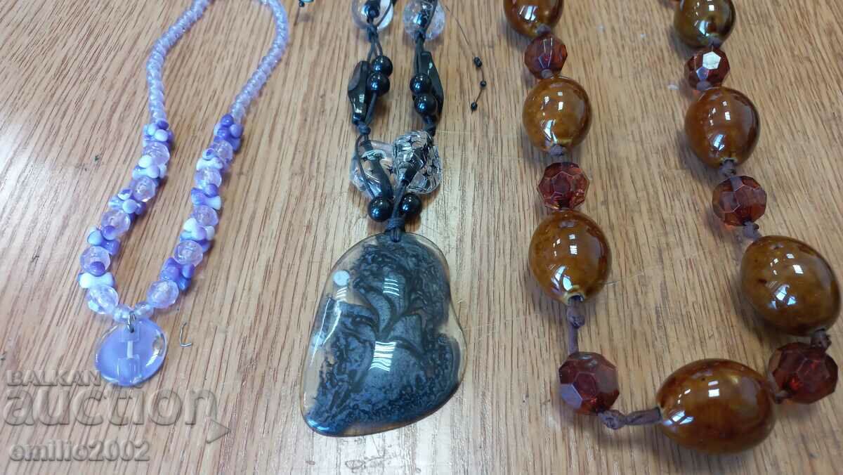 Jewelery and ornaments lot 24 with price 9.00 BGN | € 4.60 Jewelery and ornaments lot 24 with price 9.00 BGN | € 4.60