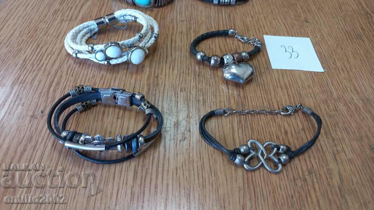 Jewelery and ornaments lot 33 with price 9.00 BGN | € 4.60