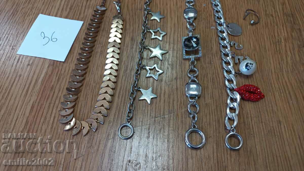 Bijuterii și ornamente lotul 36 cu preț 9.00 BGN | € 4.60 Bijuterii și ornamente lotul 36 cu preț 9.00 BGN | € 4.60