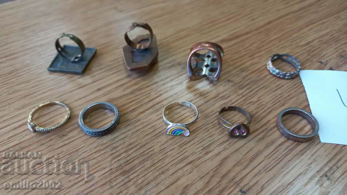 Jewelery and ornaments lot 42 with price 9.00 BGN | € 4.60