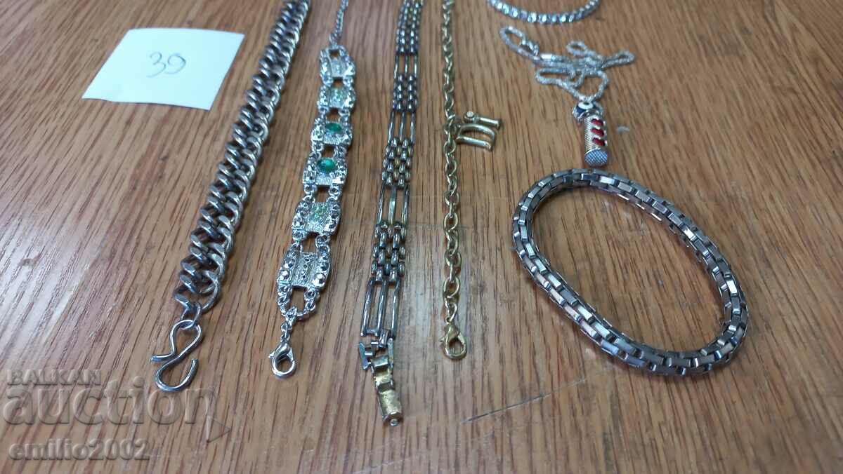 Jewelery and ornaments lot 39 with price 9.00 BGN | € 4.60 Jewelery and ornaments lot 39 with price 9.00 BGN | € 4.60