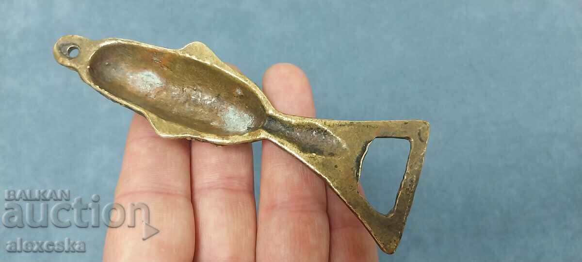 Доставка на Колекционерска отварачка Доставка на Колекционерска отварачка