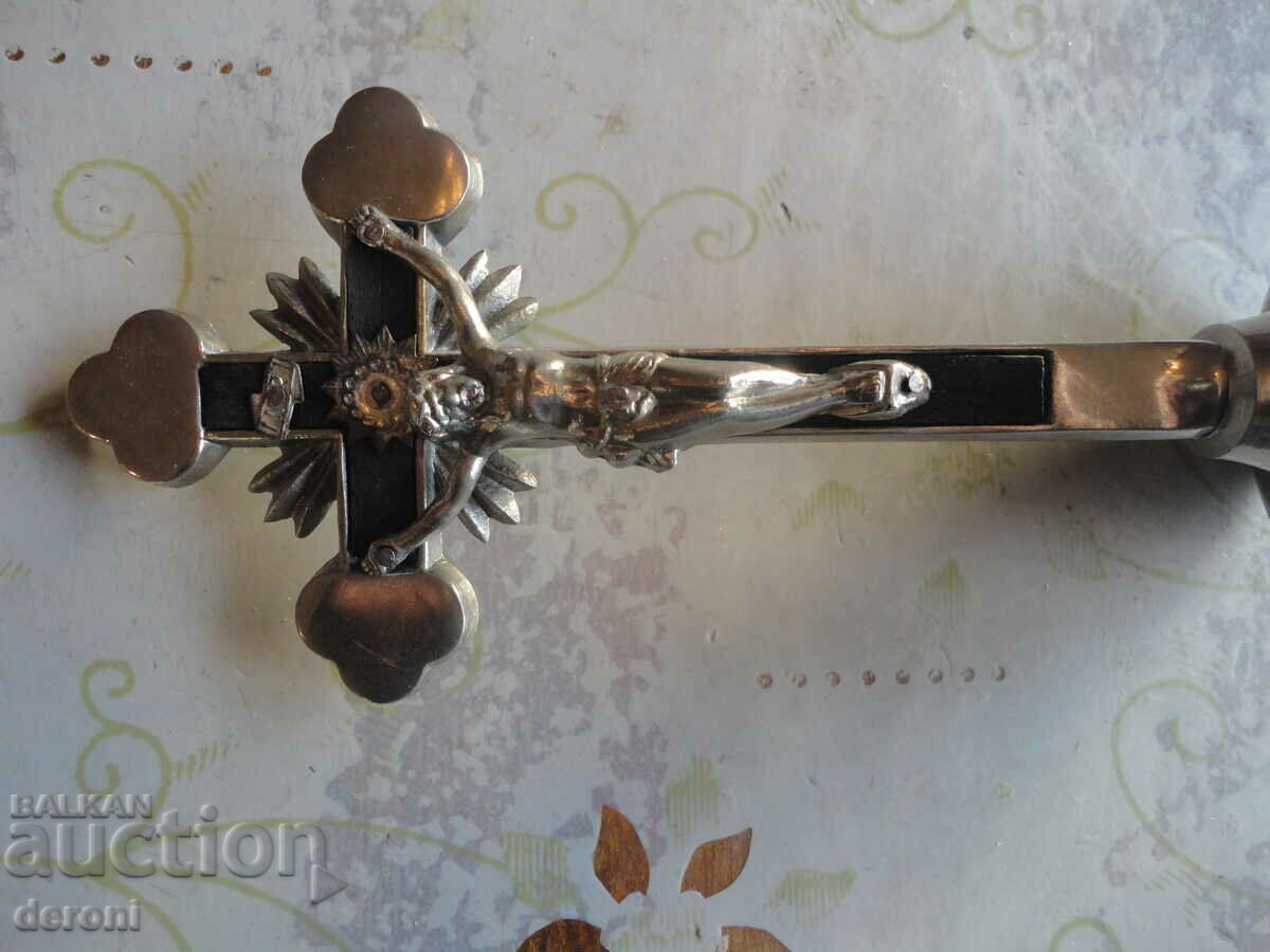 Αντίκα Επιτραπέζιο Σταυρός Σταυρός ARS με τιμή 180.00 BGN | € 92.03 Αντίκα Επιτραπέζιο Σταυρός Σταυρός ARS με τιμή 180.00 BGN | € 92.03