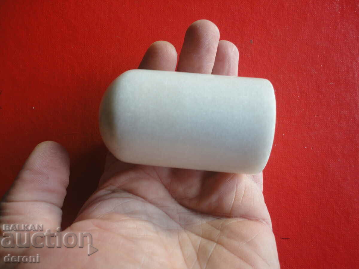 Marble salt and pepper shaker 1 - 5 Marble salt and pepper shaker 1 - 5