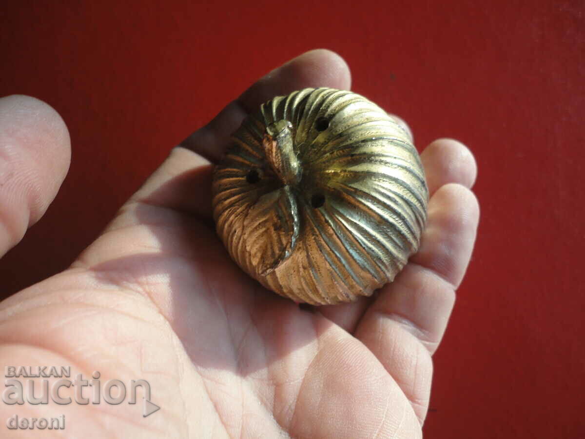 Great bronze salt and pepper shaker apple - 6